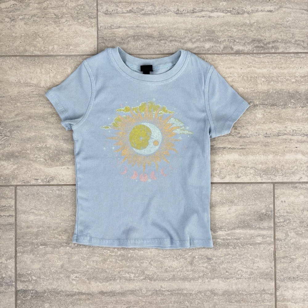 Girls' Shrunken T-Shirt - art class‎ Moon Sun Print Rib Texture Light Blue L